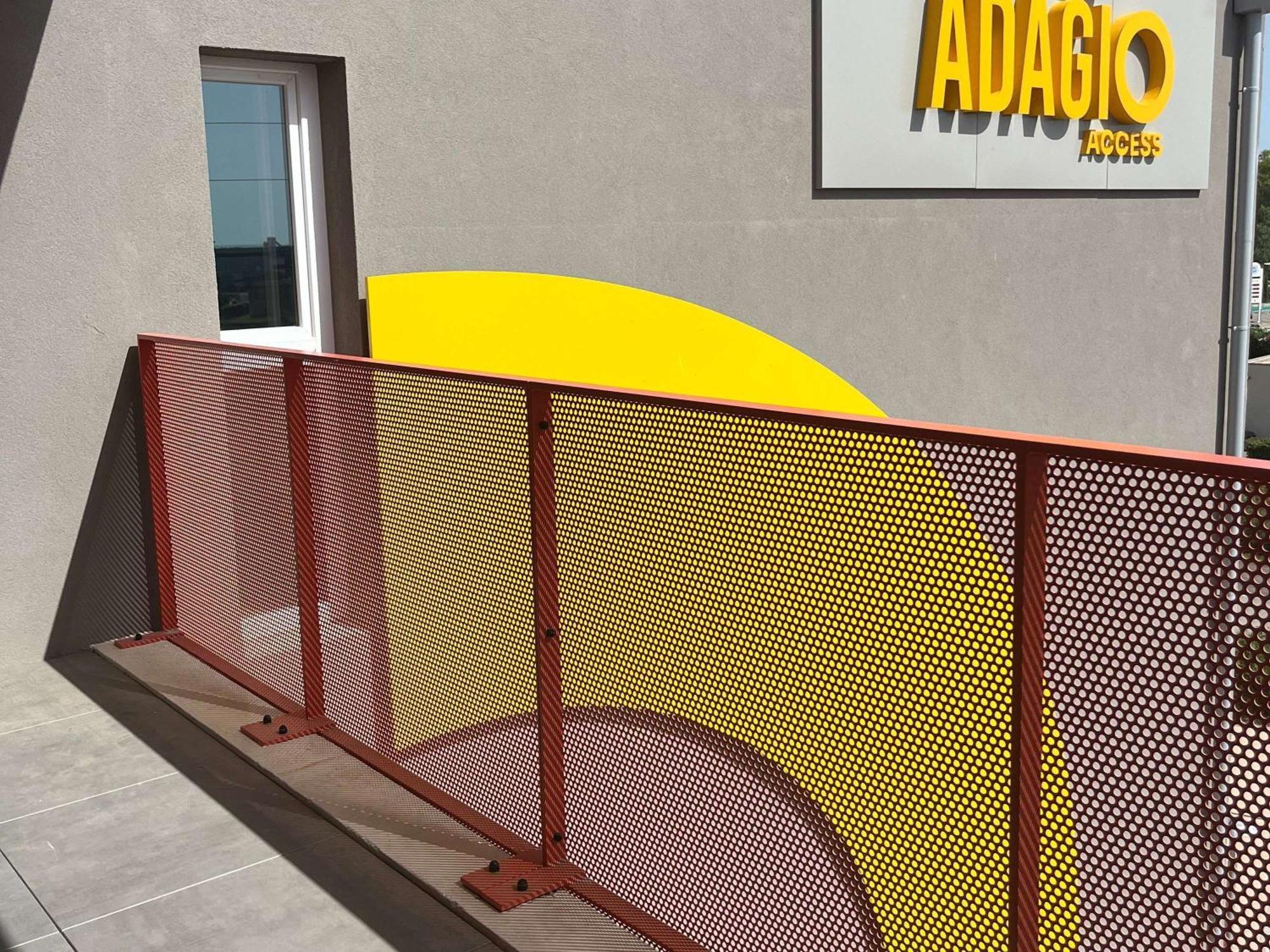 Aparthotel Adagio Access Porte De Camargue Saint-Martin-de-Crau Zewnętrze zdjęcie