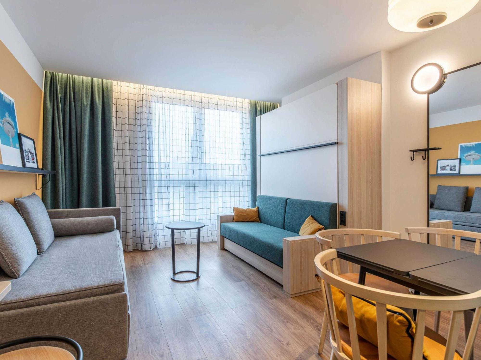 Aparthotel Adagio Access Porte De Camargue Saint-Martin-de-Crau Zewnętrze zdjęcie